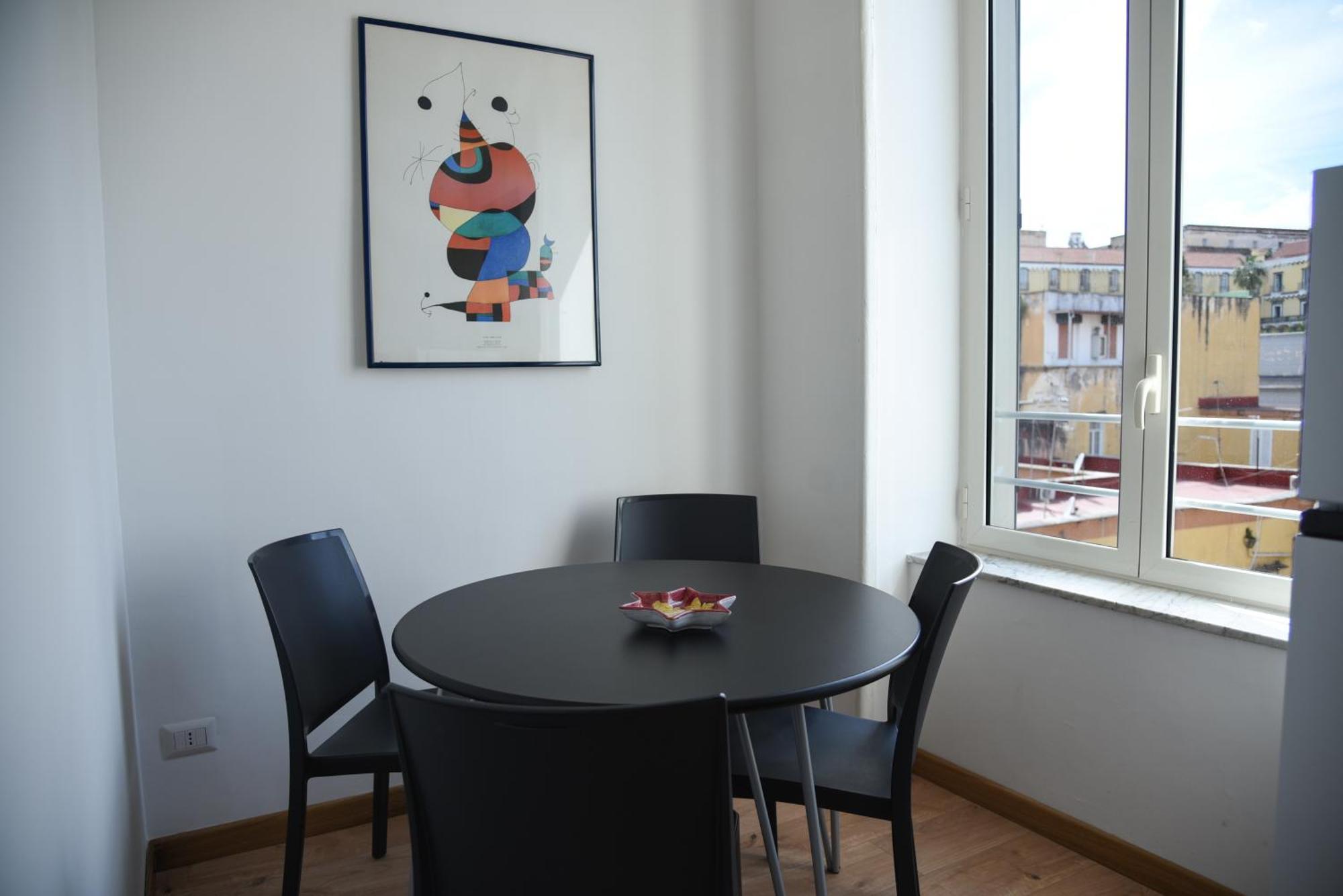 Downtown Umberto 74 Apartment Наполи Екстериор снимка