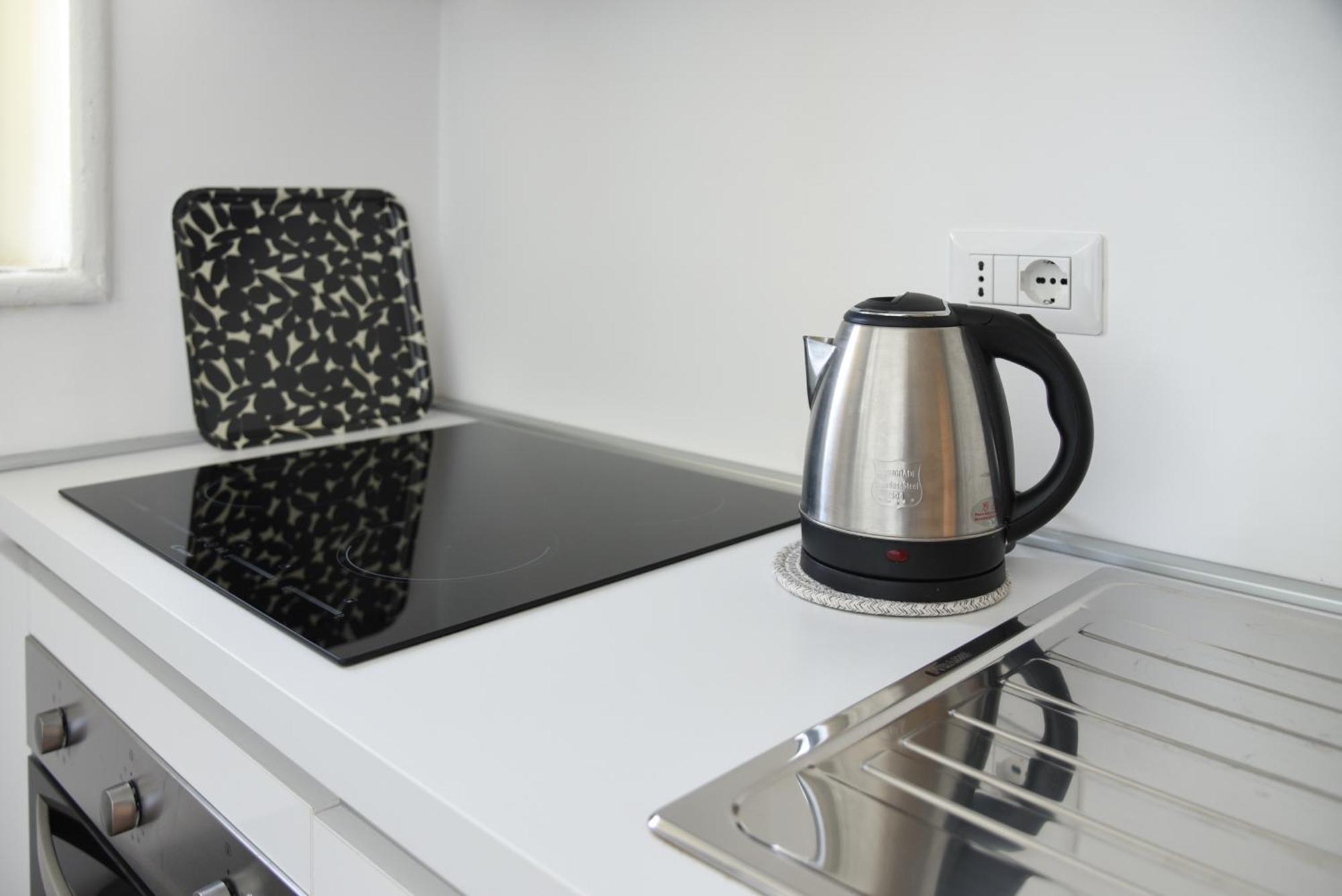 Downtown Umberto 74 Apartment Наполи Екстериор снимка